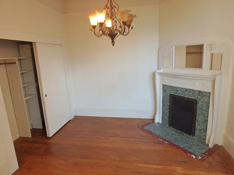 1809 Broadway #3 — Photo 9