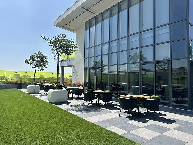 TENTEN Campus Glendale — Photo 26