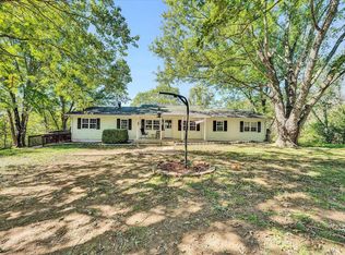 8282 Goose Creek Valley Rd, Montvale, VA 24122