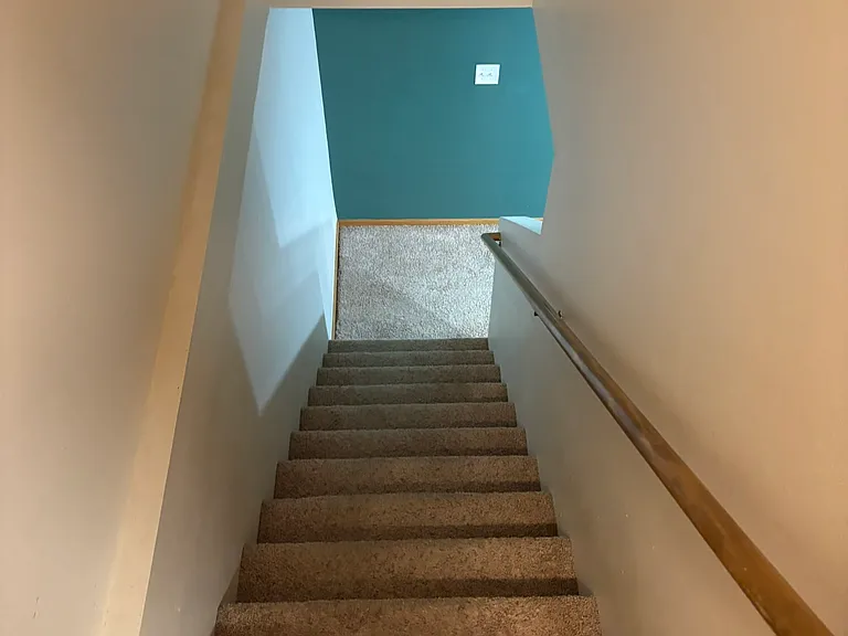3075 Oxford St — Photo 30