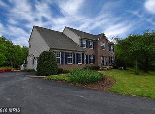 39298 Tollhouse Rd, Lovettsville, VA 20180