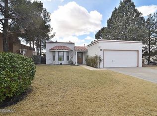 790 Stagecoach Dr, Las Cruces, NM 88011