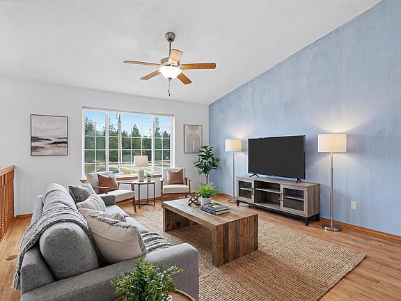 3rd image of 2806 Bethany St