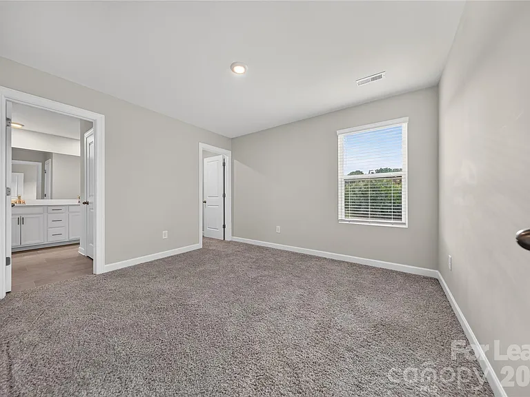 13222 Kenworth Rd — Photo 28