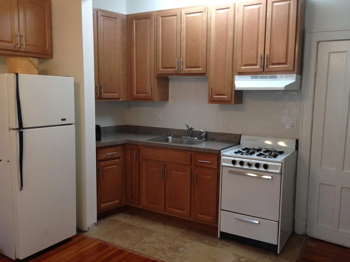 Building Photo - 310 Washington Ave #4