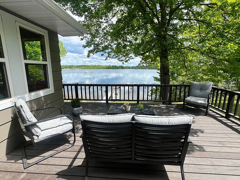 1926 Island View Dr NE — Photo 11