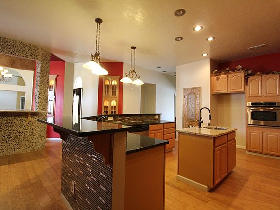5th image of 8705 Claymoor Dr