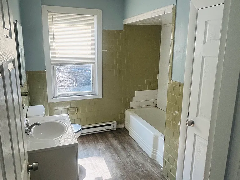 44 Barbara St #1L — Photo 7