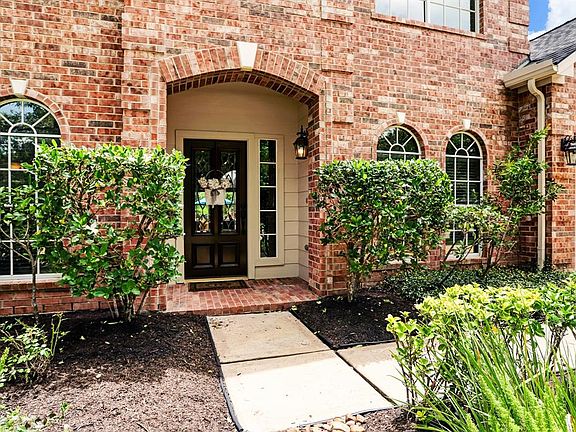 4th image of 13414 Belle Helene Cir