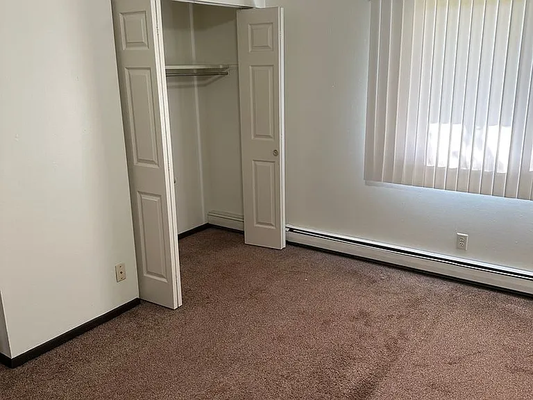 375 Clark St #5 — Photo 6
