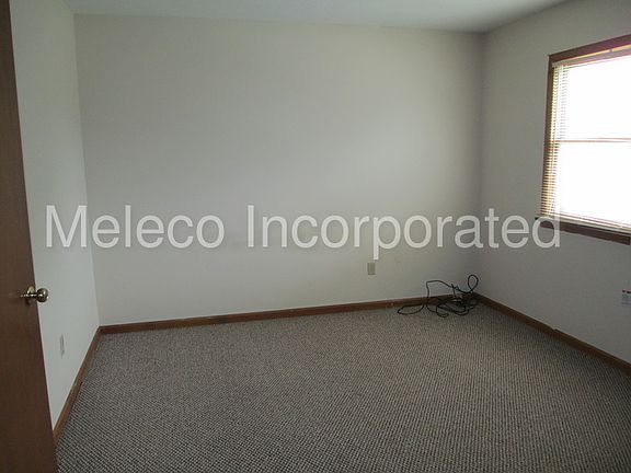 4th image of 115 Hamilton St