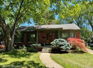 4504 Robinwood Ave, Royal Oak, MI 48073