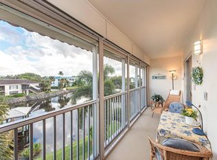 3150 Binnacle Dr APT 313, Naples, FL 34103