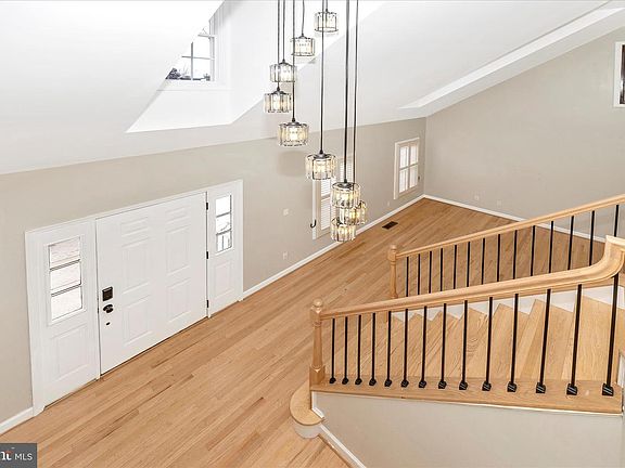 4th image of 2478 Five Shillings Rd