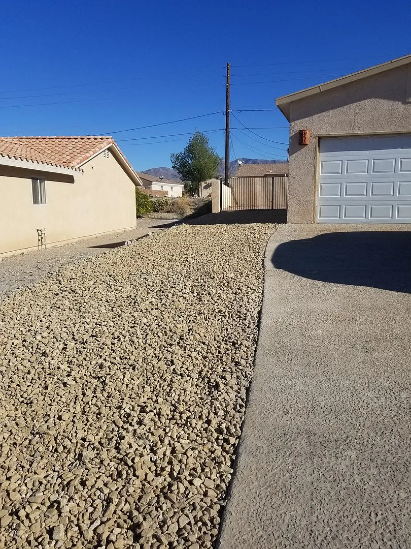 Avail Winter 2026-2027 Furnished Pool & Spa Home — Photo 3