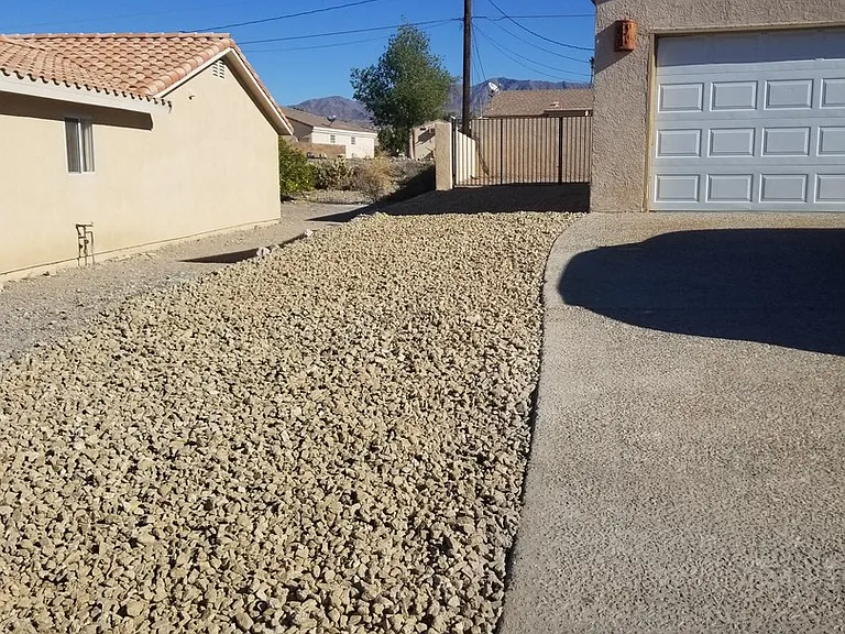610 Manzanita Dr — Photo 3