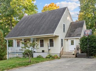 3 Fairfield Ave, Merrimac, MA 01860