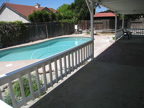 5th image of 3223 Konig Ct