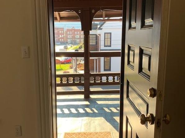 15 Center Pl Floor 2, Williamsport, PA