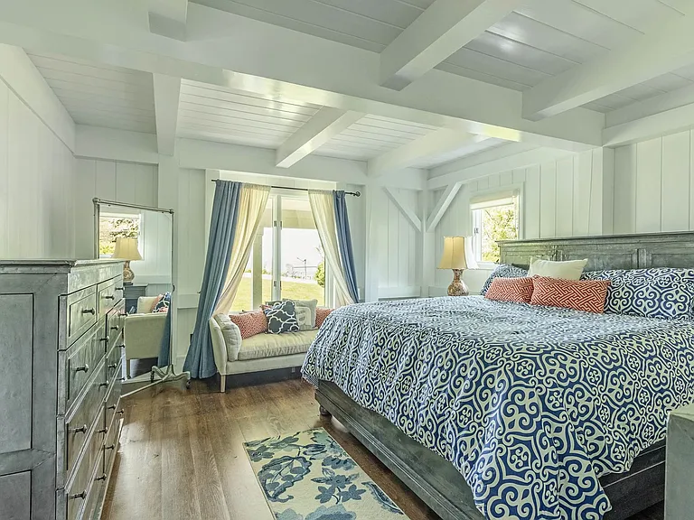 2700 Sound Dr — Photo 19