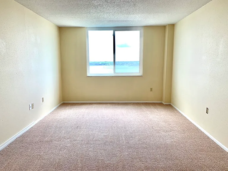 925 N Halifax Ave #605 — Photo 9