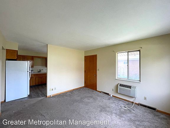 4th image of 2338-2340 Nicholas Ave #2338