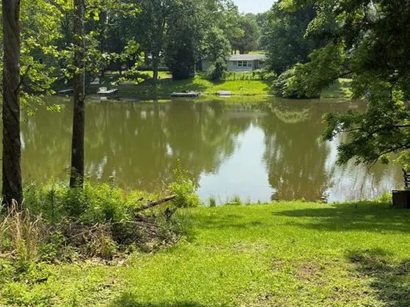 14276 W Sunrise Lake Dr, De Soto, MO 63020