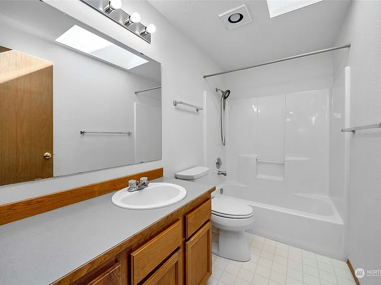 Guest bath