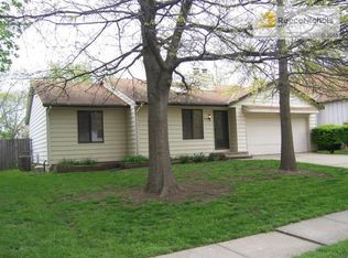506 Buena Vista Dr, Belton, MO 64012