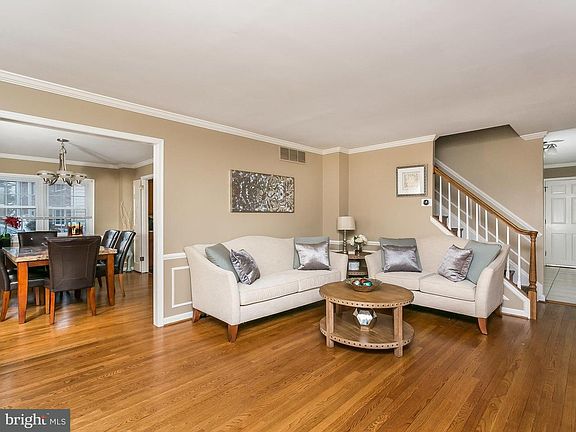 4th image of 212 Bentley Hill Dr