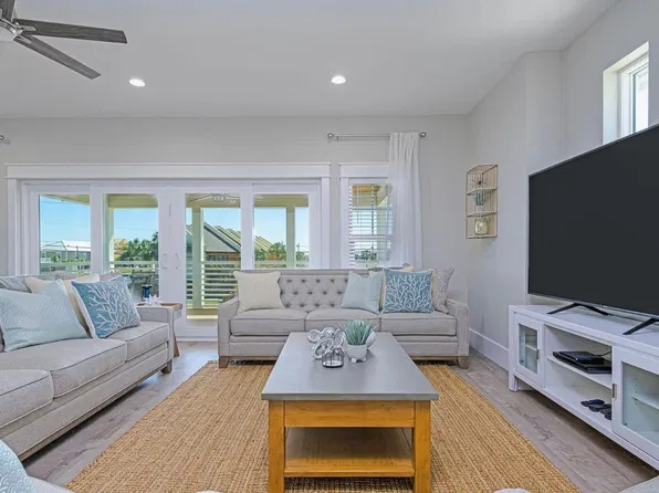 5522 Thomas Dr #Id1697718p, Panama City, FL 32408