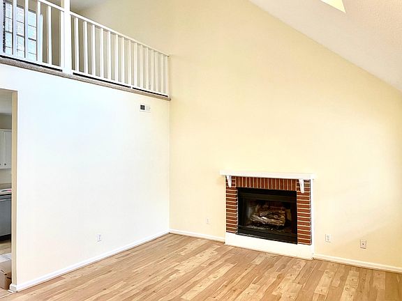 3rd image of 901 Balvenie Ct
