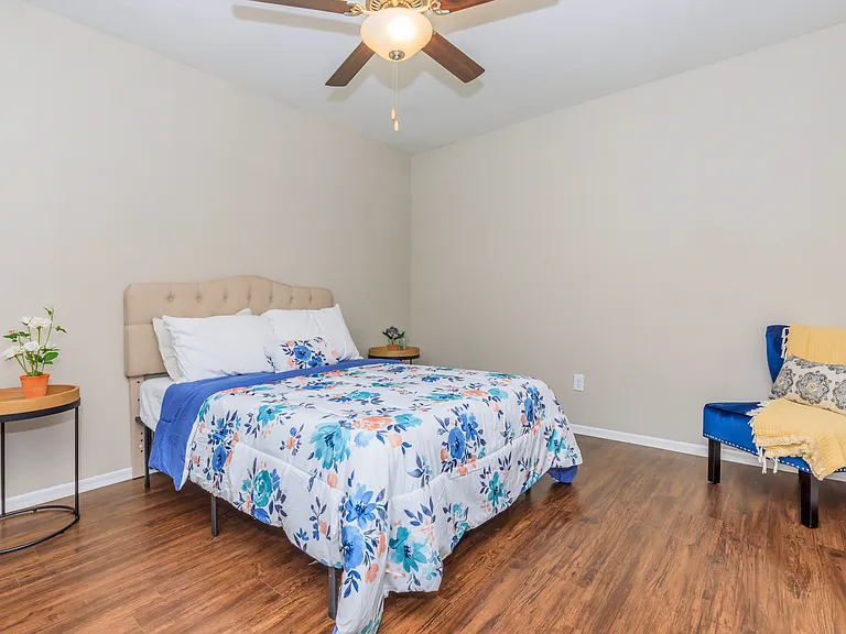 2 Bed/1Bath bedroom