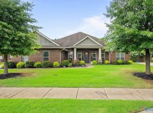 64 Walnut Cove Blvd SW, Huntsville, AL 35824