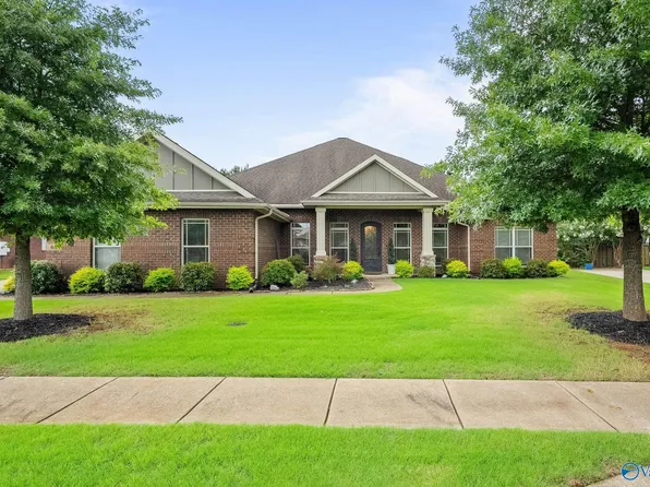 64 Walnut Cove Blvd SW, Huntsville, AL 35824