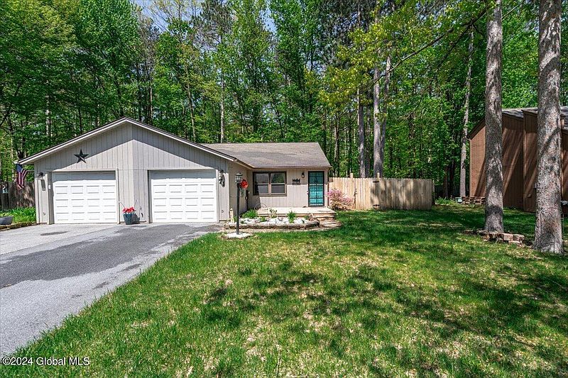 3rd image of 71 Wake Robin Road