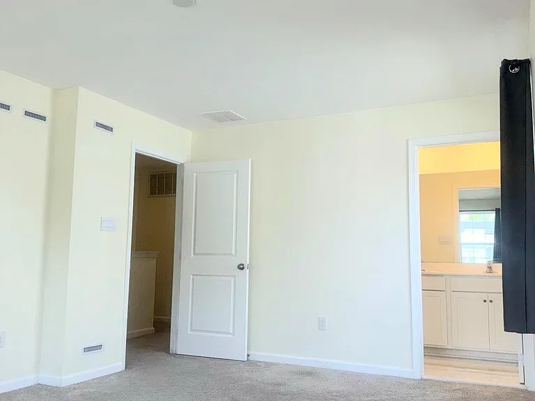 324 Mazzeo Dr — Photo 15