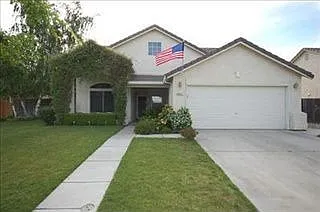 4421 Glimmer Ln photo 1
