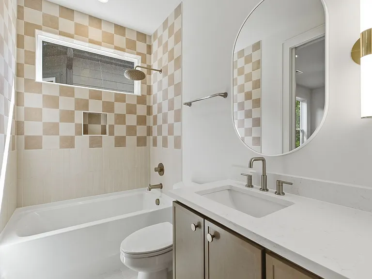 1703A Jeans Ct — Photo 37