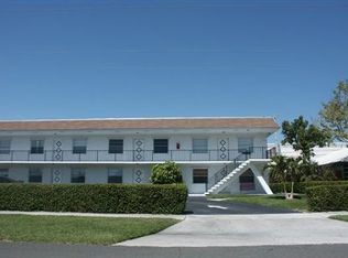 227 Castlewood Drive #207, North Palm Beach, FL 33408