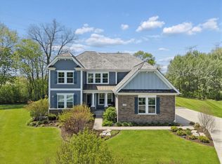 1329 Blackberry Ct, Libertyville, IL 60048