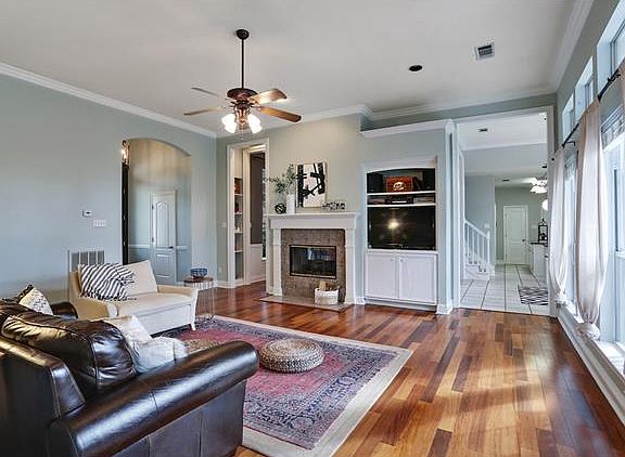4th image of this home