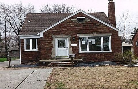 1st image of 19796 Woodmont St