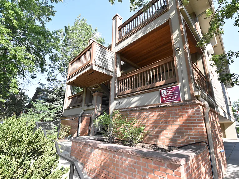 1921 Walnut St #102 — Photo 39