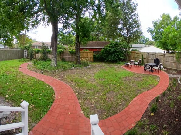 553 Beechcraft St