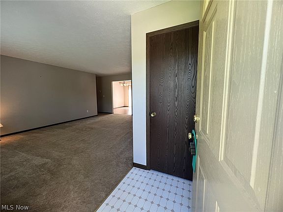 2nd image of 553 Linden Dr