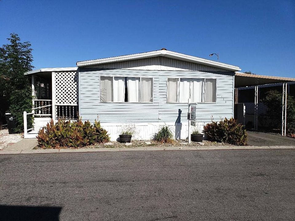 1st image of 110 El Bosque Dr #110