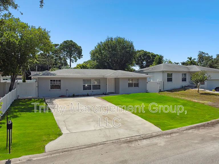 1051 Dogwood Dr #3 — Photo 8