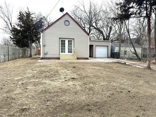 1333 E Ovid Ave, Des Moines, IA 50316