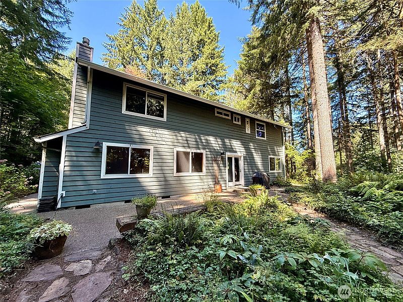 5th image of 6937 Foothill Drive SW